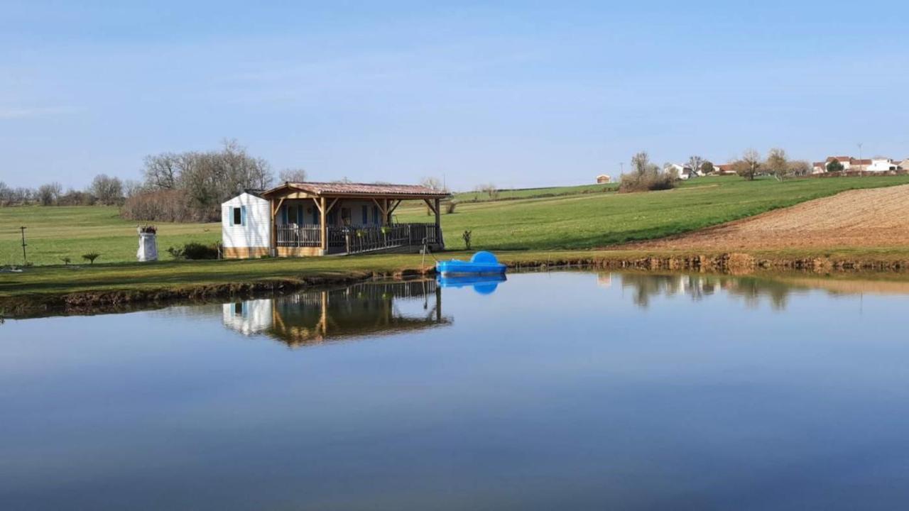 Hotel Etang Pre De La Font Cercles Exteriér fotografie